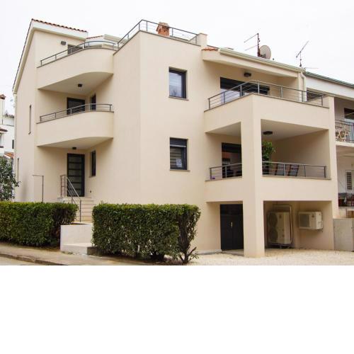 Apartments Adria
