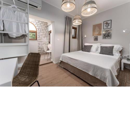 Apartments Alloro