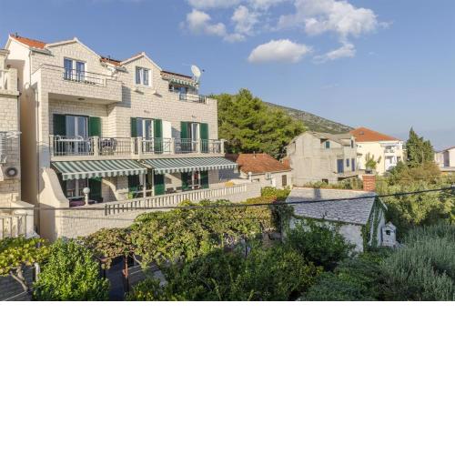Apartments and Room Villa Niko