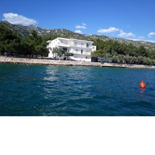 Apartments and Rooms Ventura