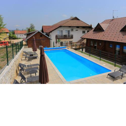 Apartments and rooms with a swimming pool Grabovac, Plitvice - 17514