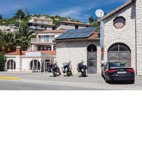 Apartments and rooms with a swimming pool Ploce, Neretva Delta - Usce Neretve - 15074