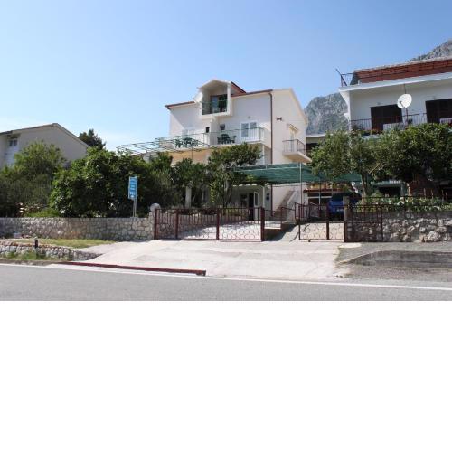 Apartments and rooms with parking space Gradac, Makarska - 6819