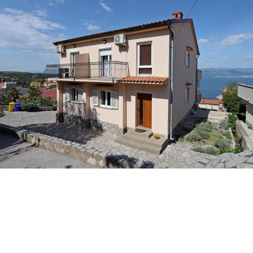 Apartments and rooms with parking space Vrbnik, Krk - 5299