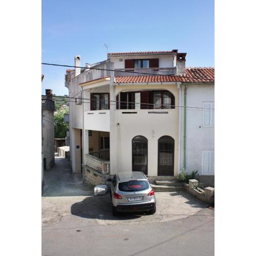 Apartments and rooms with parking space Vrbnik, Krk - 5302