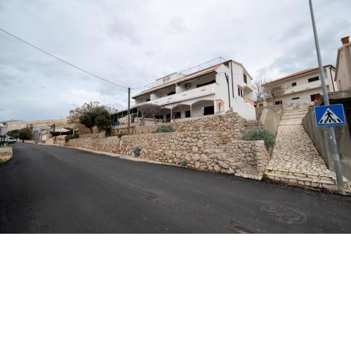 Apartments and rooms with parking space Zubovici, Pag - 16063