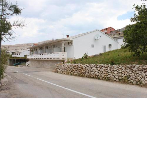 Apartments and rooms with parking space Zubovici, Pag - 6357