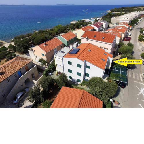 Apartments Anita - Punta Skala