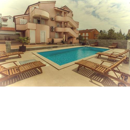 Apartments Basilea