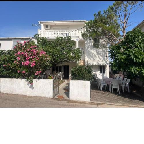 Apartments B&B