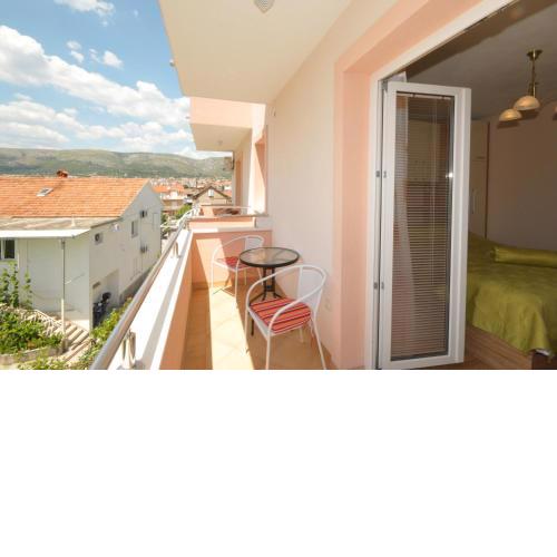Apartments Belas