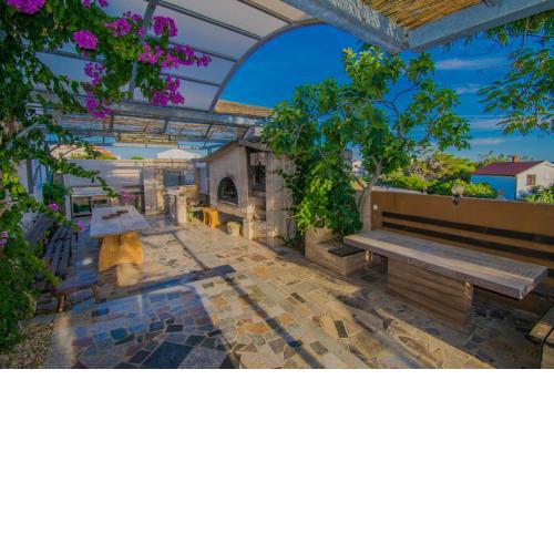 Apartments BIG & VIEW in Kosljun, island Pag