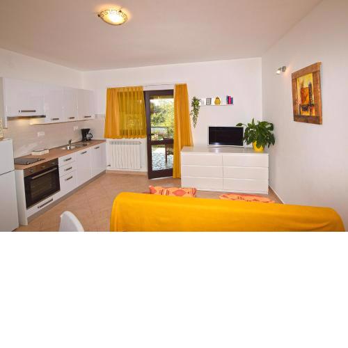 Apartments Bor