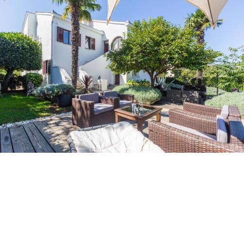 Apartments Bori