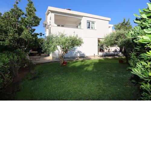 Apartments Brusic Ana
