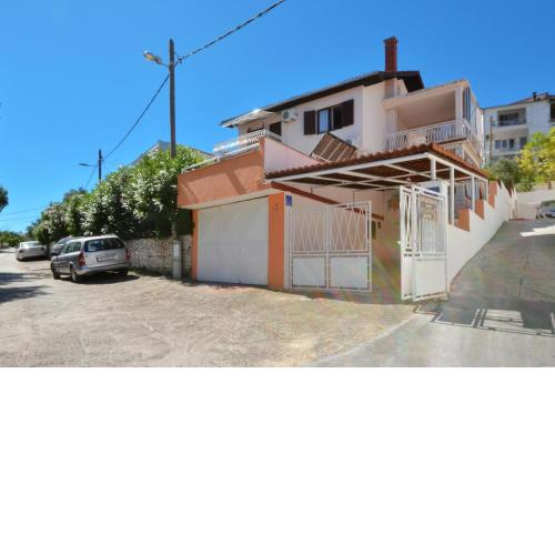Apartments by the sea Arbanija, Ciovo - 8651