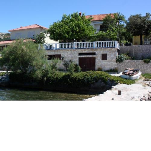 Apartments by the sea Barbat, Rab - 4975