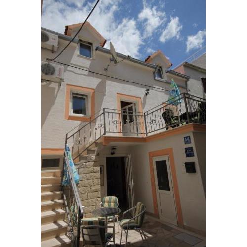 Apartments by the sea Baska Voda, Makarska - 6869