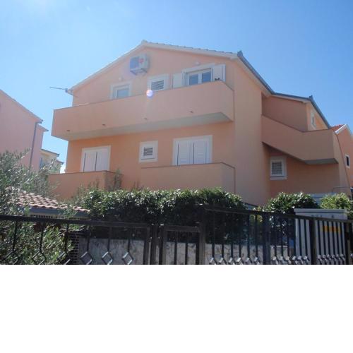 Apartments by the sea Businci, Ciovo - 12565