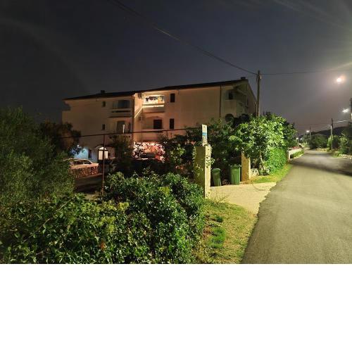 Apartments by the sea Dobropoljana, Pasman - 8198