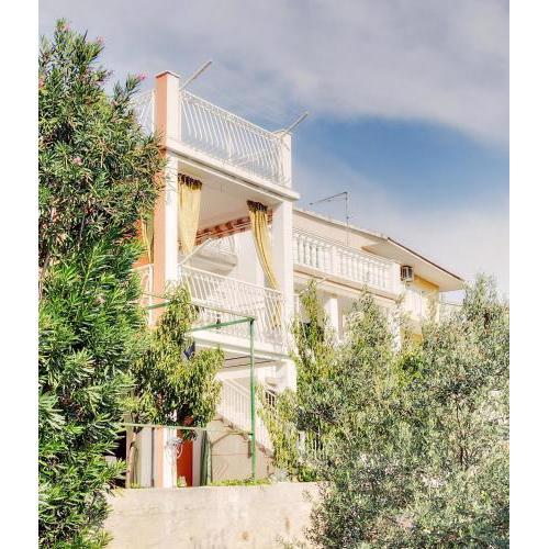 Apartments by the sea Grebastica, Sibenik - 12587