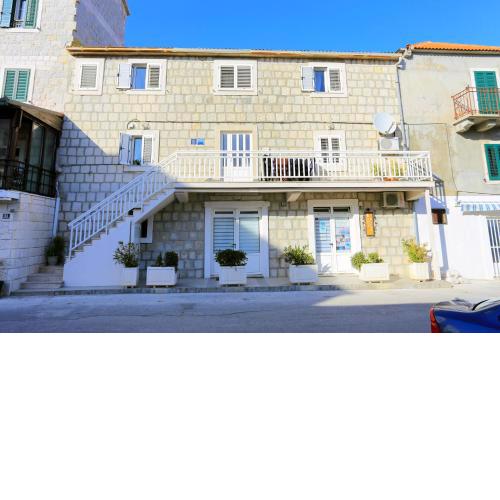 Apartments by the sea Kastel Novi, Kastela - 18118