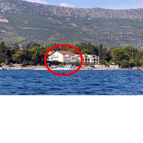 Apartments by the sea Kastel Stari, Kastela - 19810