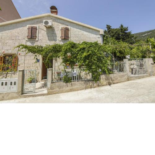 Apartments by the sea Komiza, Vis - 11671