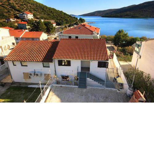 Apartments by the sea Marina, Trogir - 9438