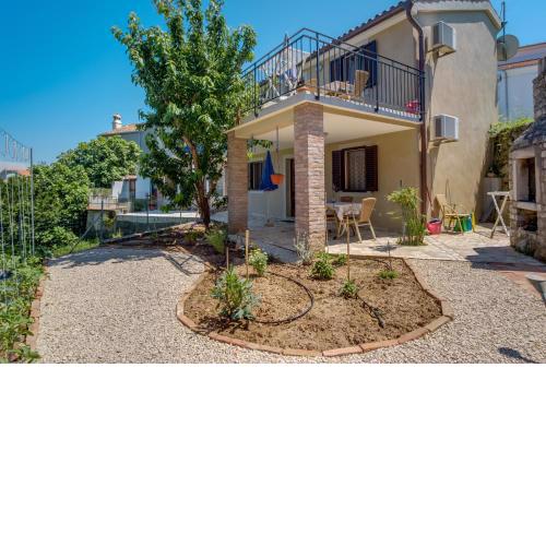 Apartments by the sea Nerezine, Losinj - 18734