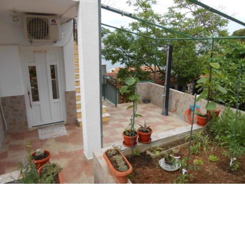 Apartments by the sea Okrug Donji, Ciovo - 12310