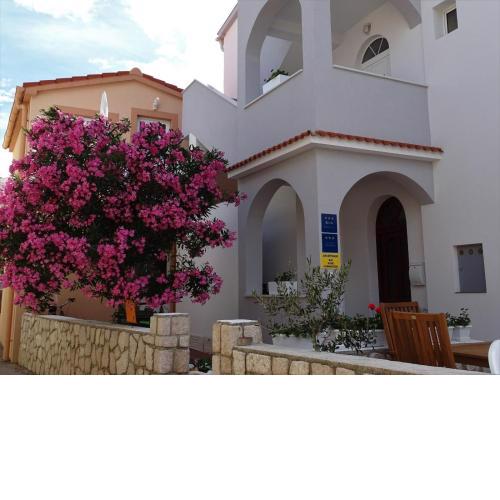 Apartments by the sea Pag - 16100