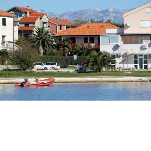Apartments by the sea Privlaka, Zadar - 5813