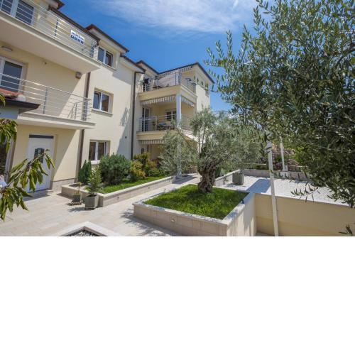Apartments by the sea Selce, Crikvenica - 5367