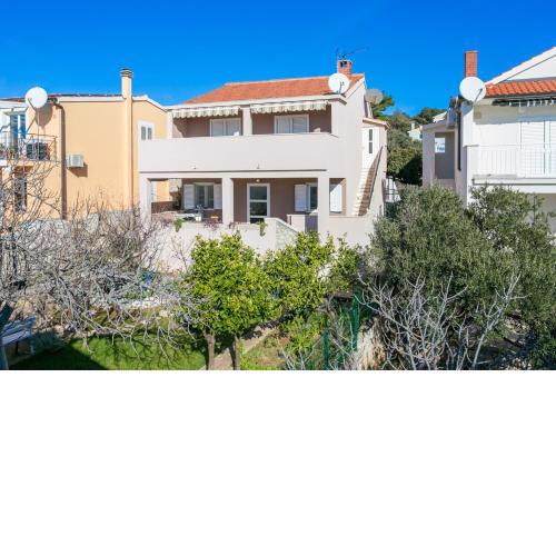 Apartments by the sea Sevid, Trogir - 15742