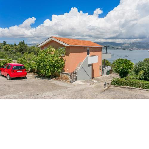 Apartments by the sea Slatine, Ciovo - 11126