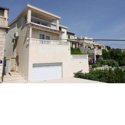 Apartments by the sea Sumartin, Brac - 18749