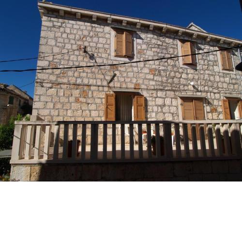 Apartments by the sea Sutivan, Brac - 719