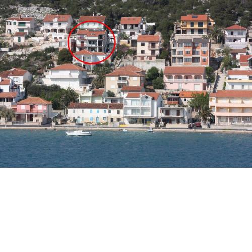 Apartments by the sea Tisno, Murter - 16947