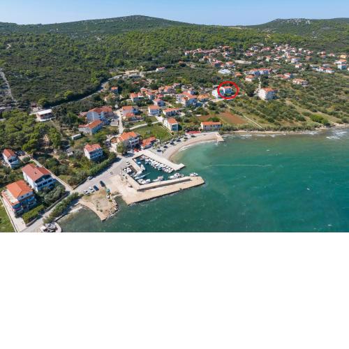 Apartments by the sea Tkon, Pasman - 8302