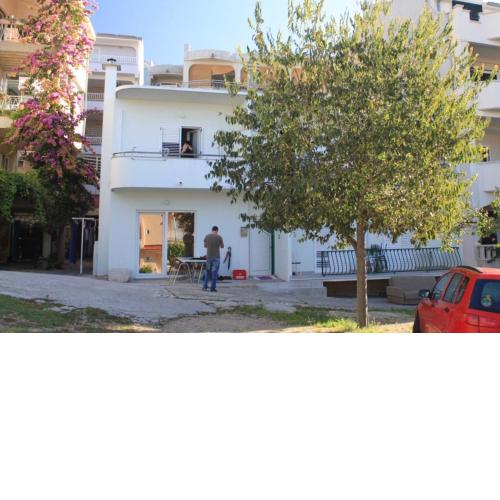 Apartments by the sea Tucepi, Makarska - 8742