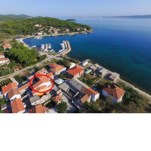 Apartments by the sea Zdrelac, Pasman - 15318