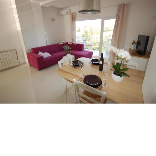 Apartments Curicta 1