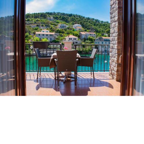 Apartments Daira