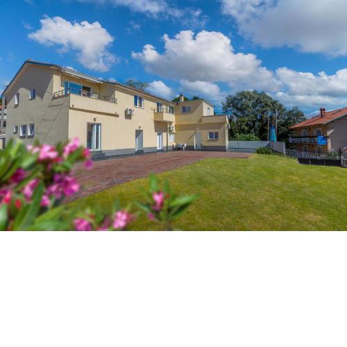 Apartments Dalida