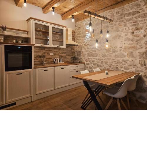 Apartments Dalmatian Stone House