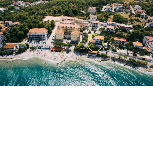 Apartments David - 20m from the beach with parking