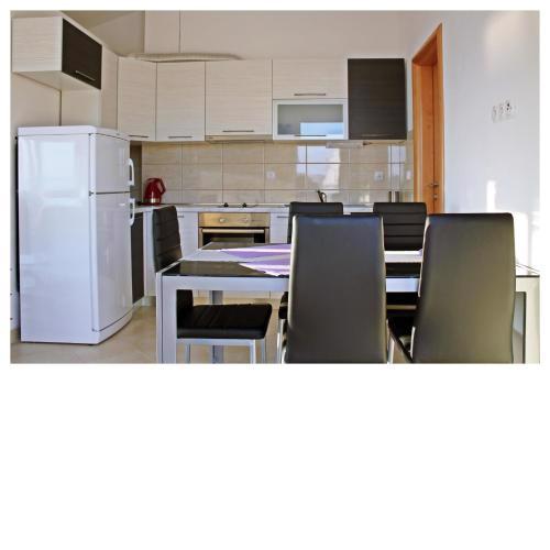 Apartments Dirsi
