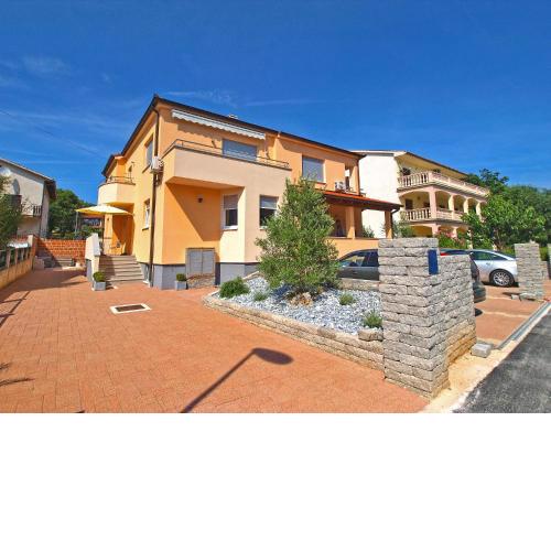 Apartments Dragica 927