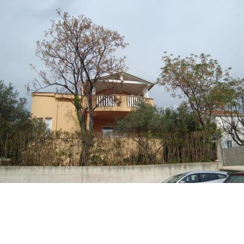 Apartments Eja